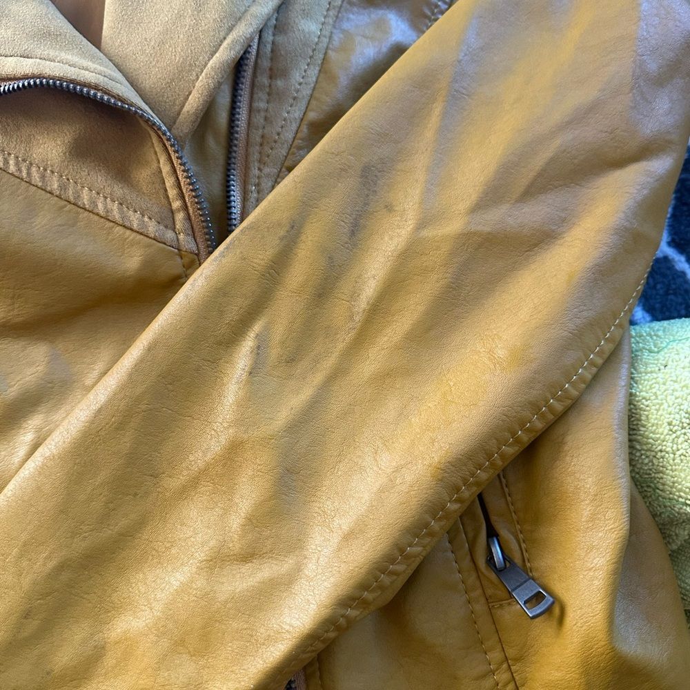 LA COALITION Vegan Leather And Suede Jacket. Mustard Yellow. Large - Picture 7 of 7